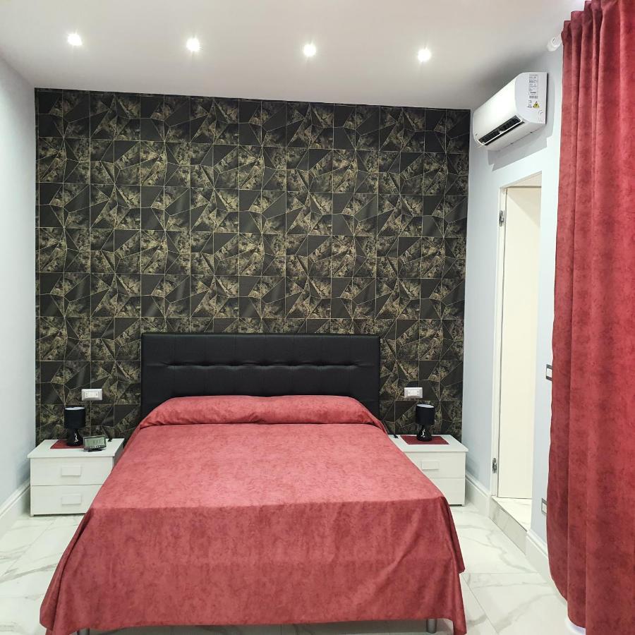 Luxury 2.0 * Napels